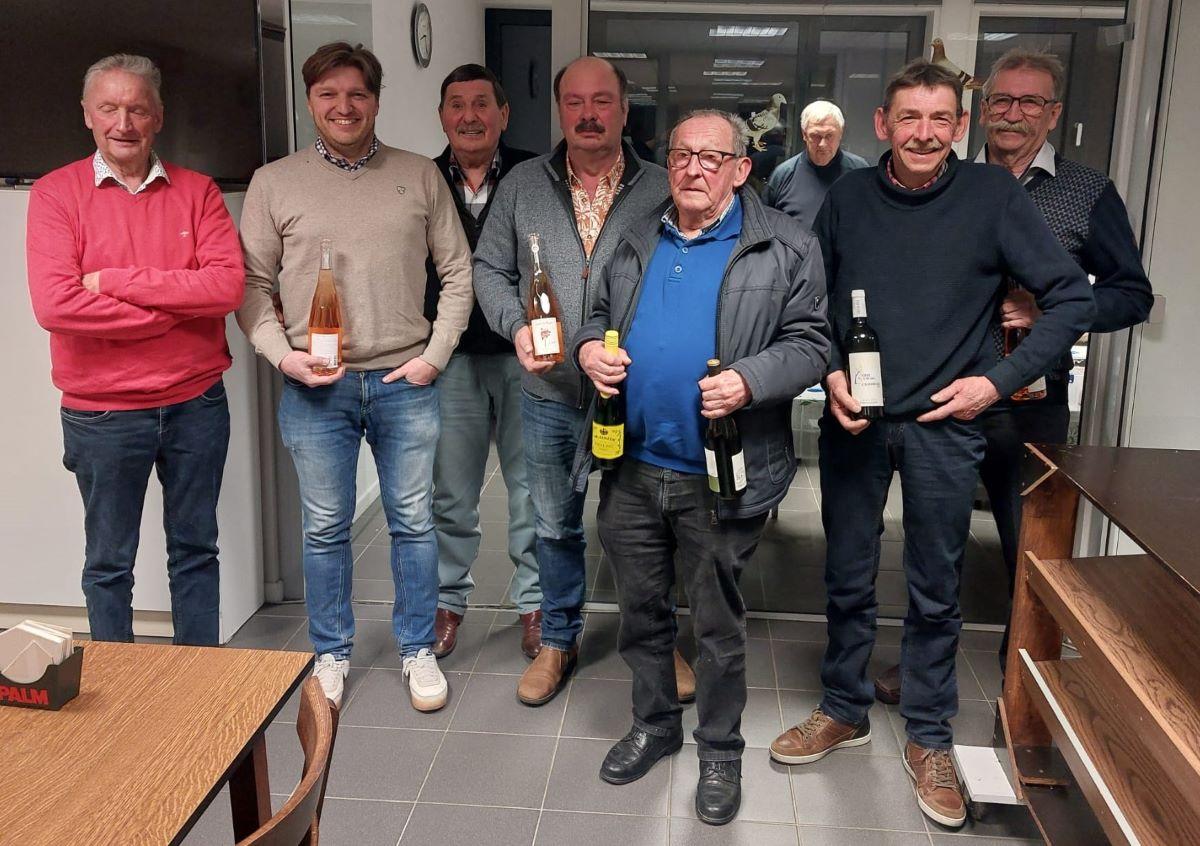 vlugge-vlieger-mol-molse-fondclub-duivenkeuring-van-1-maart.jpg