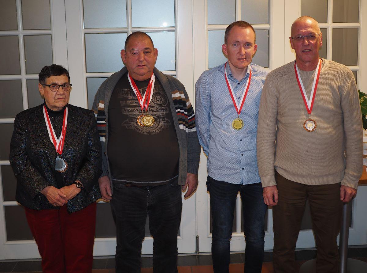 pitts-2024-12-14-pe-antwerpen-grote-halve-fond-asduif-jonge-3.jpg