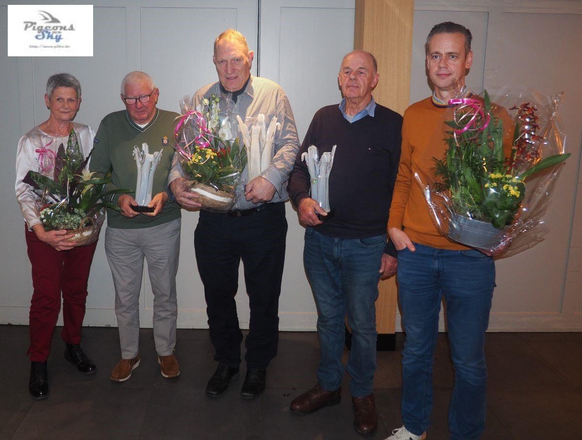 pitts-2023-11-04-afc-kamp-fond-oude-pitts.jpg