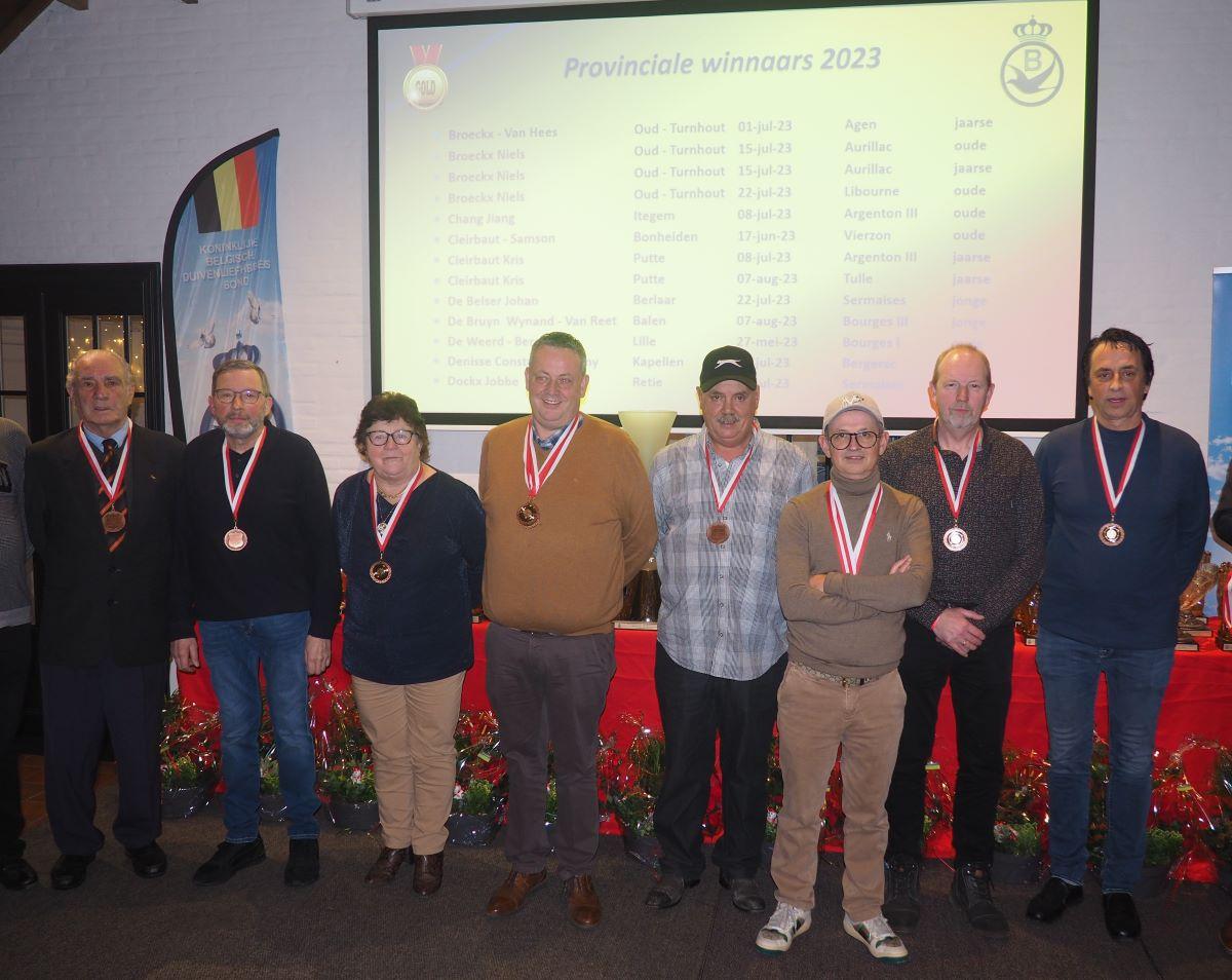 pitts-2023-12-09-pitts-pe-antwerpen-antwerpse-provinciale-winnaars-nat-prov-wedvlucht-1-pitts.jpg