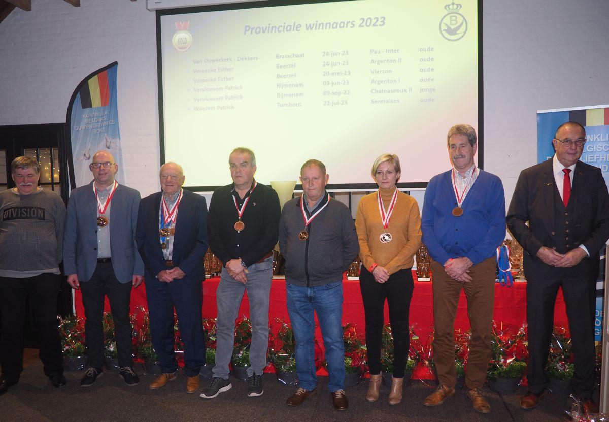 pitts-2023-12-09-pitts-pe-antwerpen-antwerpse-provinciale-winnaars-nat-prov-wedvlucht-7-pitts.jpg