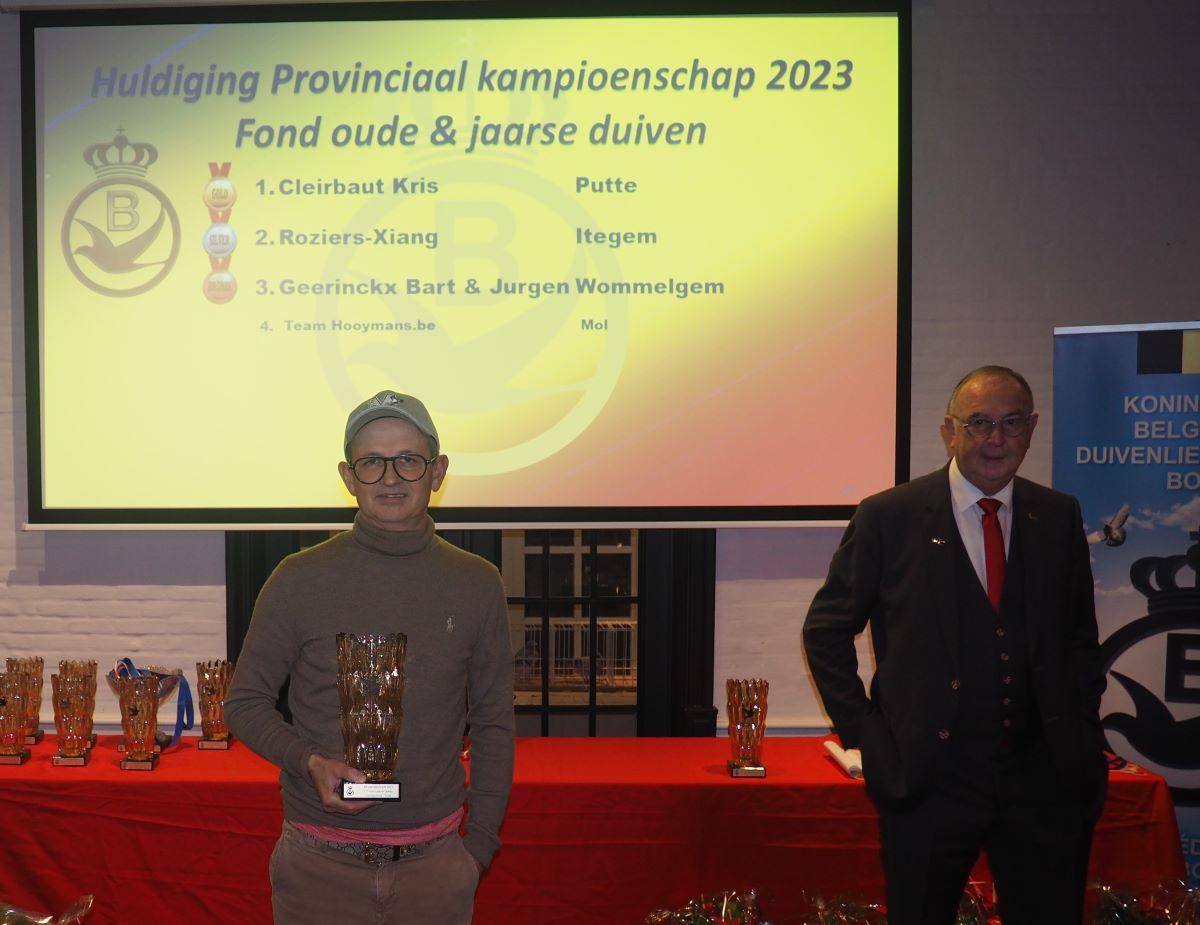 pitts-2023-12-09-pitts-pe-antwerpen-provinciaal-kampioenschap-fond-oude-en-jaarse-podium-1-pitts.jpg