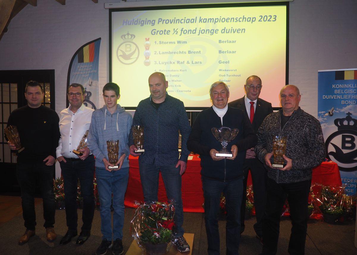 pitts-2023-12-09-pitts-pe-antwerpen-provinciaal-kampioenschap-grote-hafo-jonge-groep-1-pitts.jpg