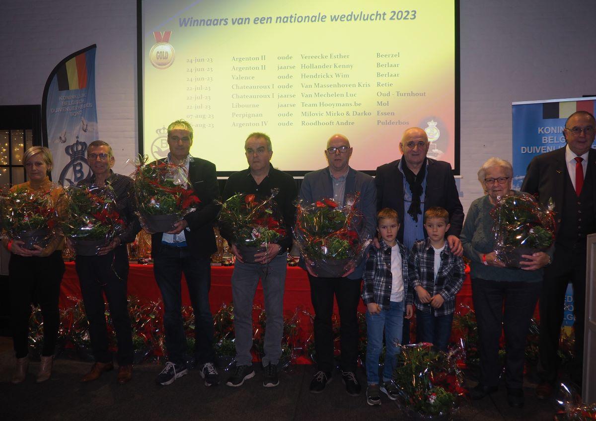 pitts-2023-12-09-pitts-pe-antwerpen-antwerpse-winnaars-nationale-wedvlucht-1-pitts.jpg