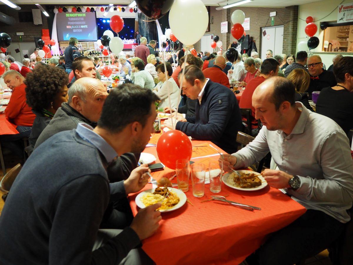 pitts-2019-12-27-kd-turnhoutse-fondvrienden-sfeer-3.jpg