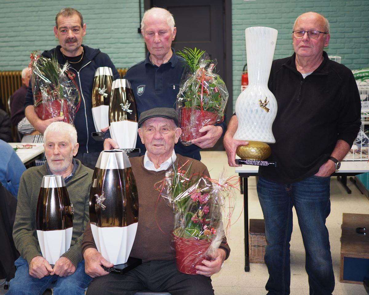 pitts-2024-12-08-wiekevorst-kampioenen-2.jpg