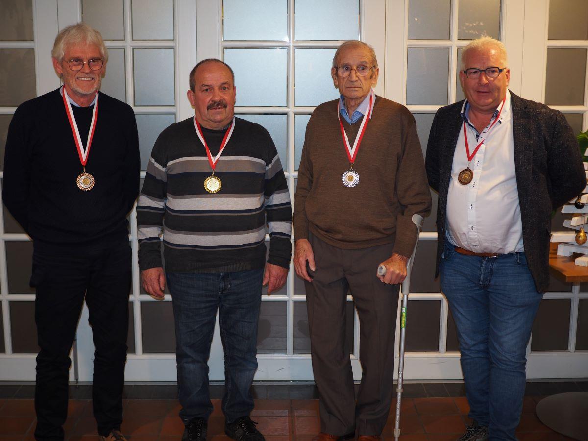 pitts-2024-12-14-pe-antwerpen-grote-snelheid-asduif-oudejaarse-2.jpg