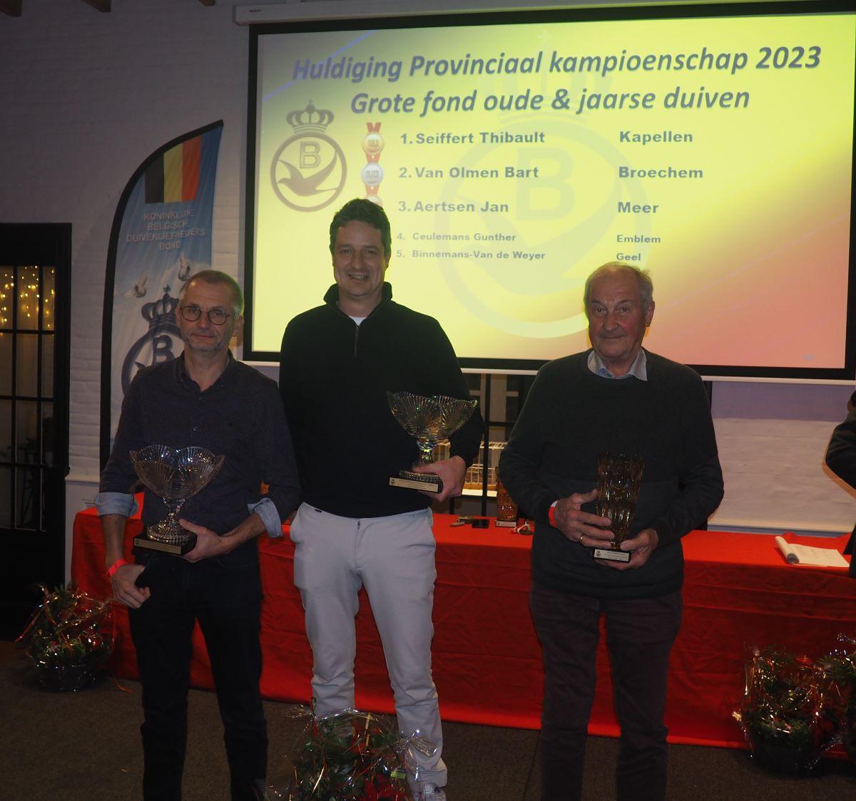 pitts-2023-12-09-pitts-pe-antwerpen-provinciaal-kampioenschap-grote-fond-oude-en-jaarse-podium-1-pitts.jpg