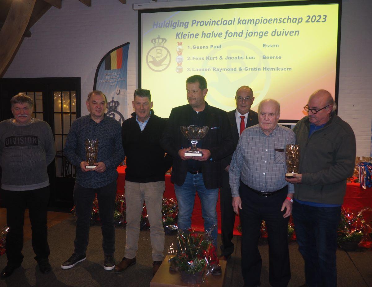 pitts-2023-12-09-pitts-pe-antwerpen-provinciaal-kampioenschap-kleine-hafo-jonge-podium-1-pitts.jpg
