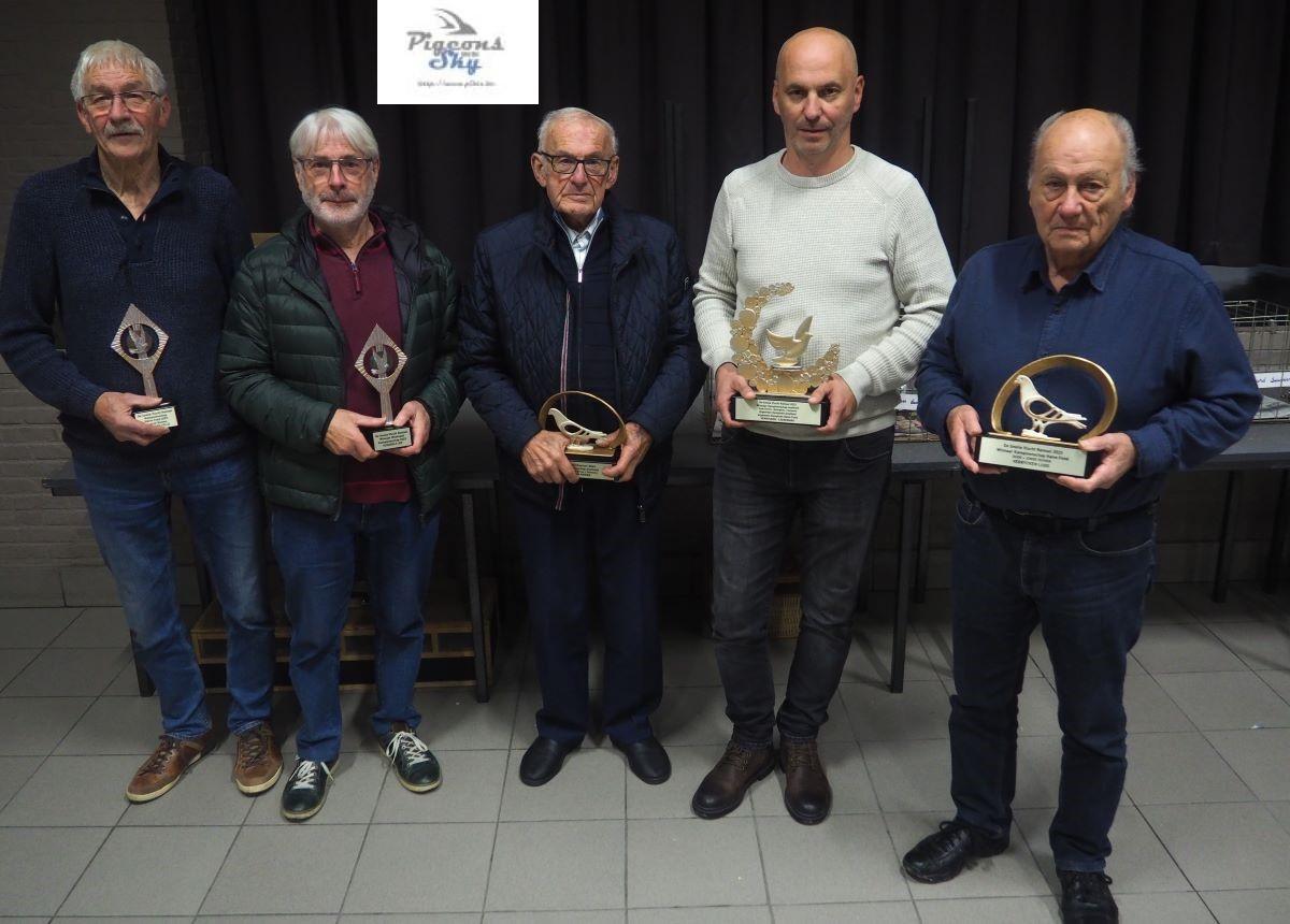 pitts-2023-11-25-voortkapel-kampioenen-1-pitts.jpg