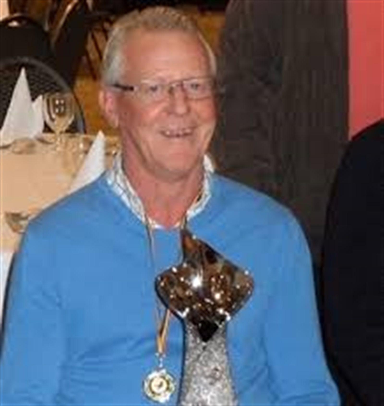 39-ENGELS MARC FOTO LH