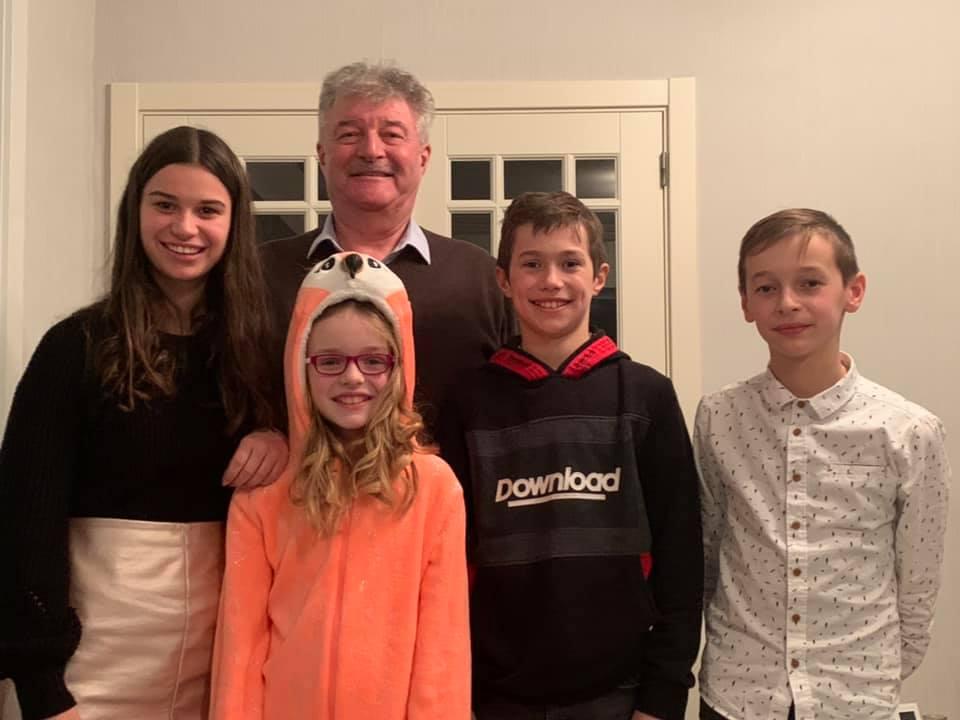 30- Pillet Paul (Meerbeke) schenkt een	jonge duif op afspraak 2026