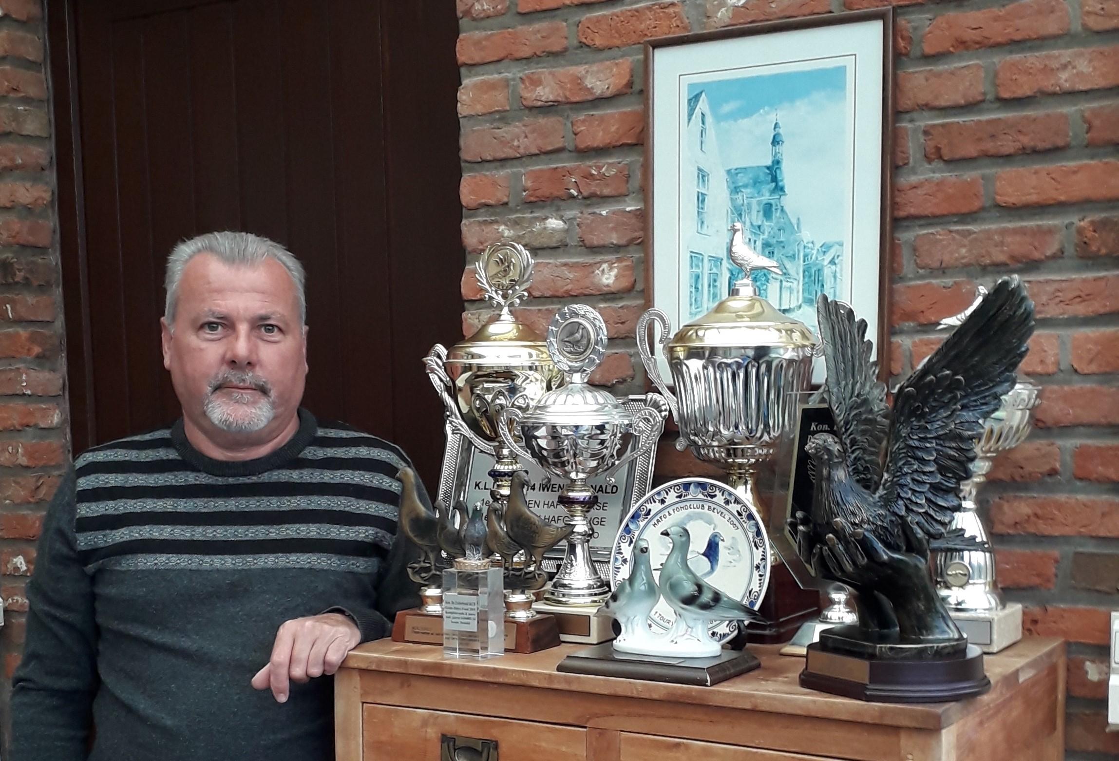 Auction: Donald Iwens