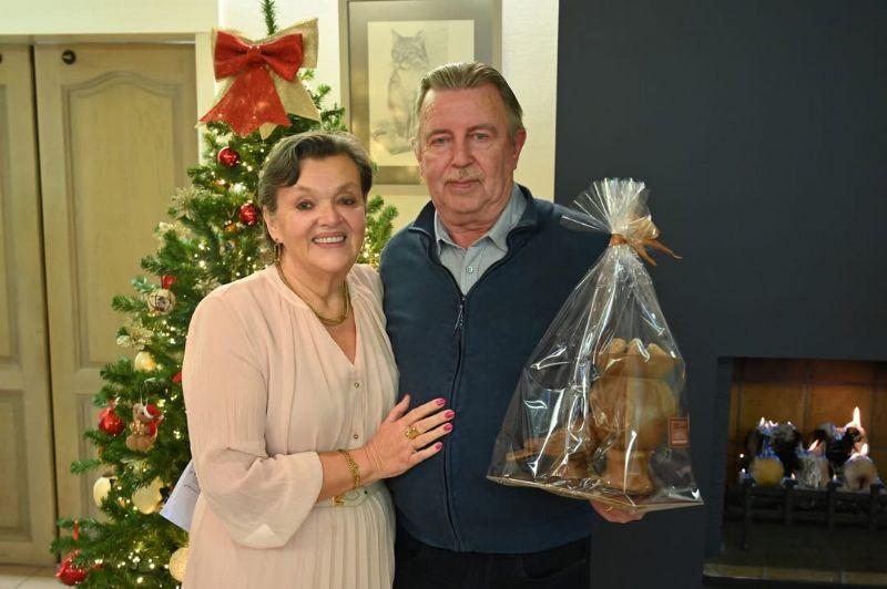 Leus Dany (Herzele)	schenkt een jonge duif 2026 op afspraak.