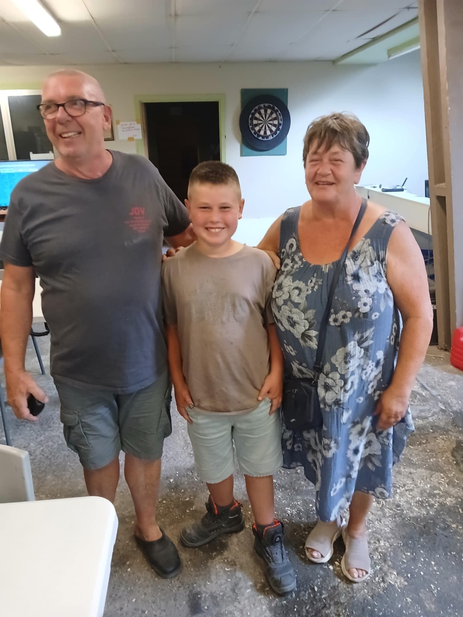 De Veseleer Rudy (Vollezele) schenkt een jonge duif 2026 op afspraak.