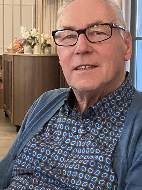 VANHOOF JOHNNY Menen - Duiver ter plaatse