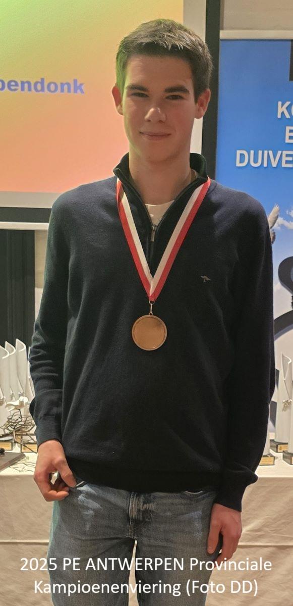 PITTS-20251213-PITTS-Lambrechts Brent-4 (Asduif Grote Hafo oude & jaarse)