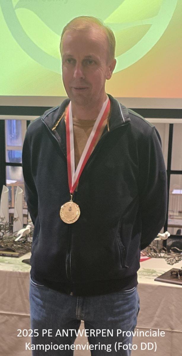 PITTS-20251213-PITTS-Van Massenhoven Kris-2 (Asduif Kleine Snelheid jonge)