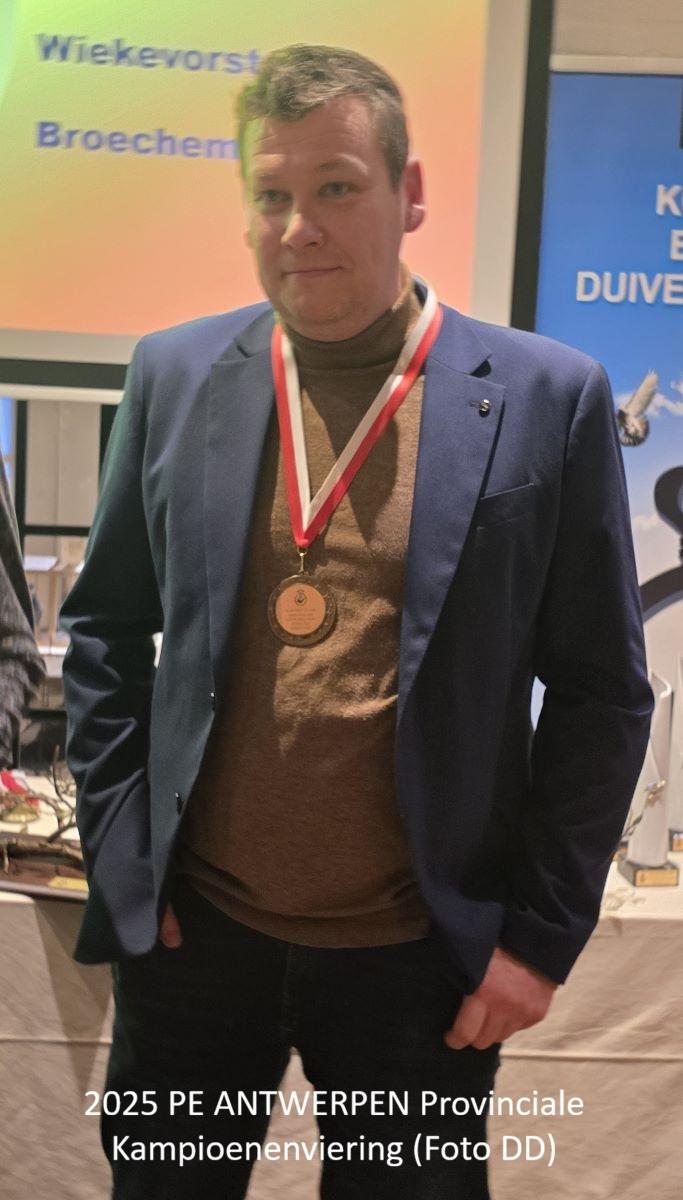 PITTS-20251213-PITTS-Raets Kurt-3 (Asduif Grote Fond oude & jaarse-1)