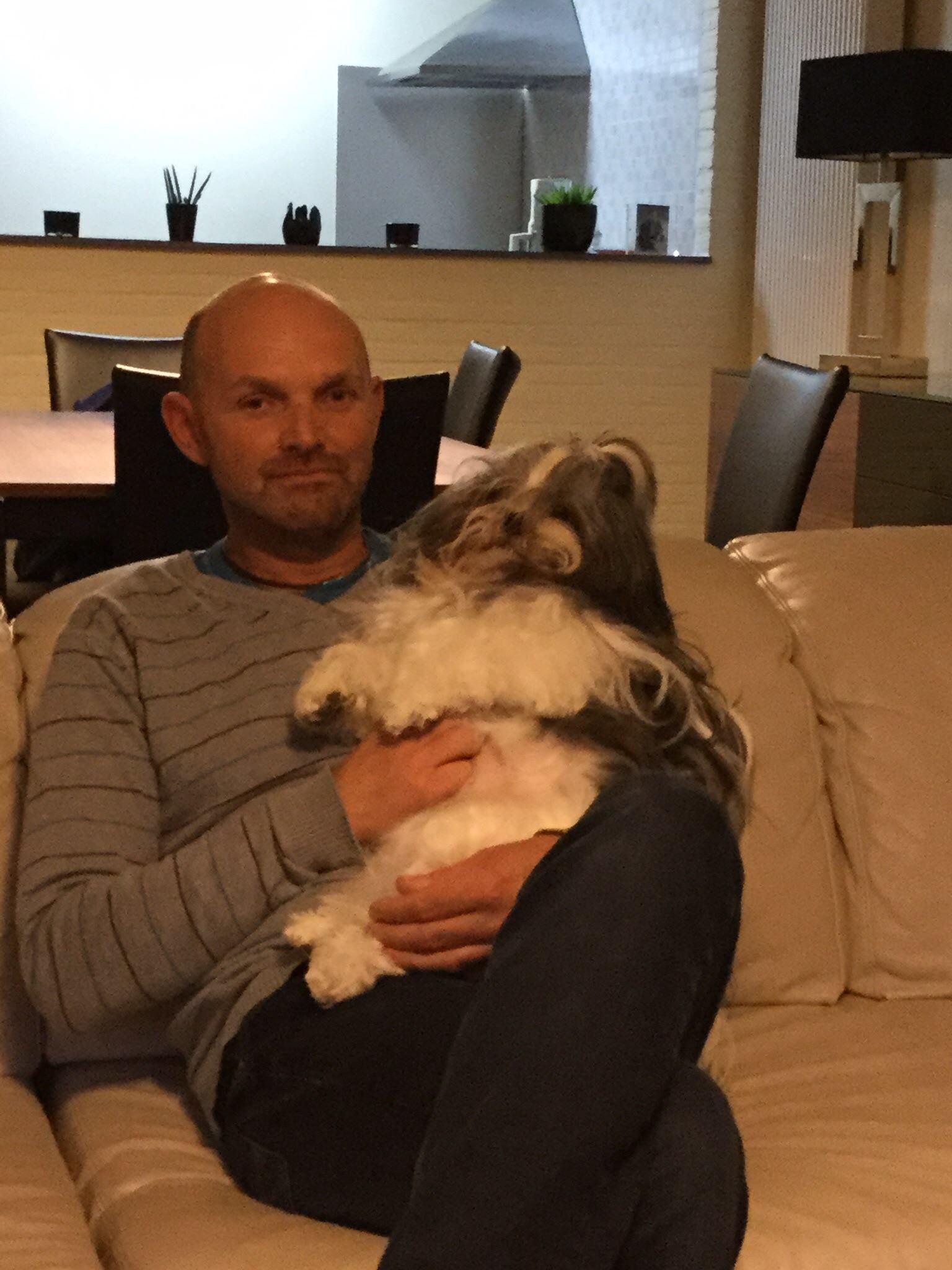 11- De Sloover-De Meersman (Hofstade) schenken een	Koppel jonge duiven 2026 op afspraak.