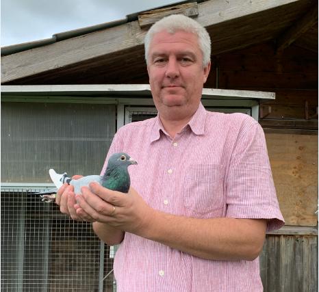 59- Wauters Philip (Sint-Ulriks-Kapelle)	schenkt een Koppel eieren op afspraak.