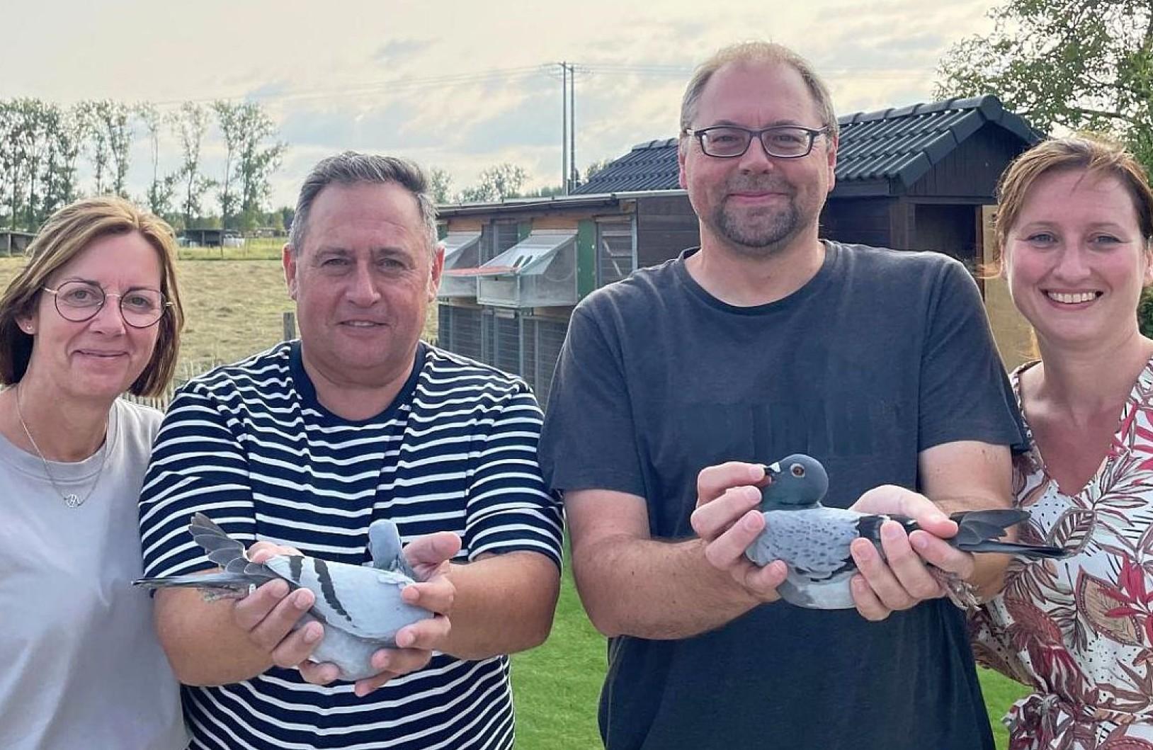 61- Peleman-Van Den Abbeel (Brakel) schenken een koppel eieren op afspraak.