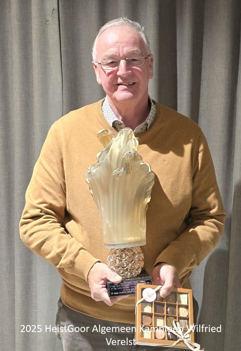 VERELST WILFRIED Zwarte witpen 25 (zie pedigree)