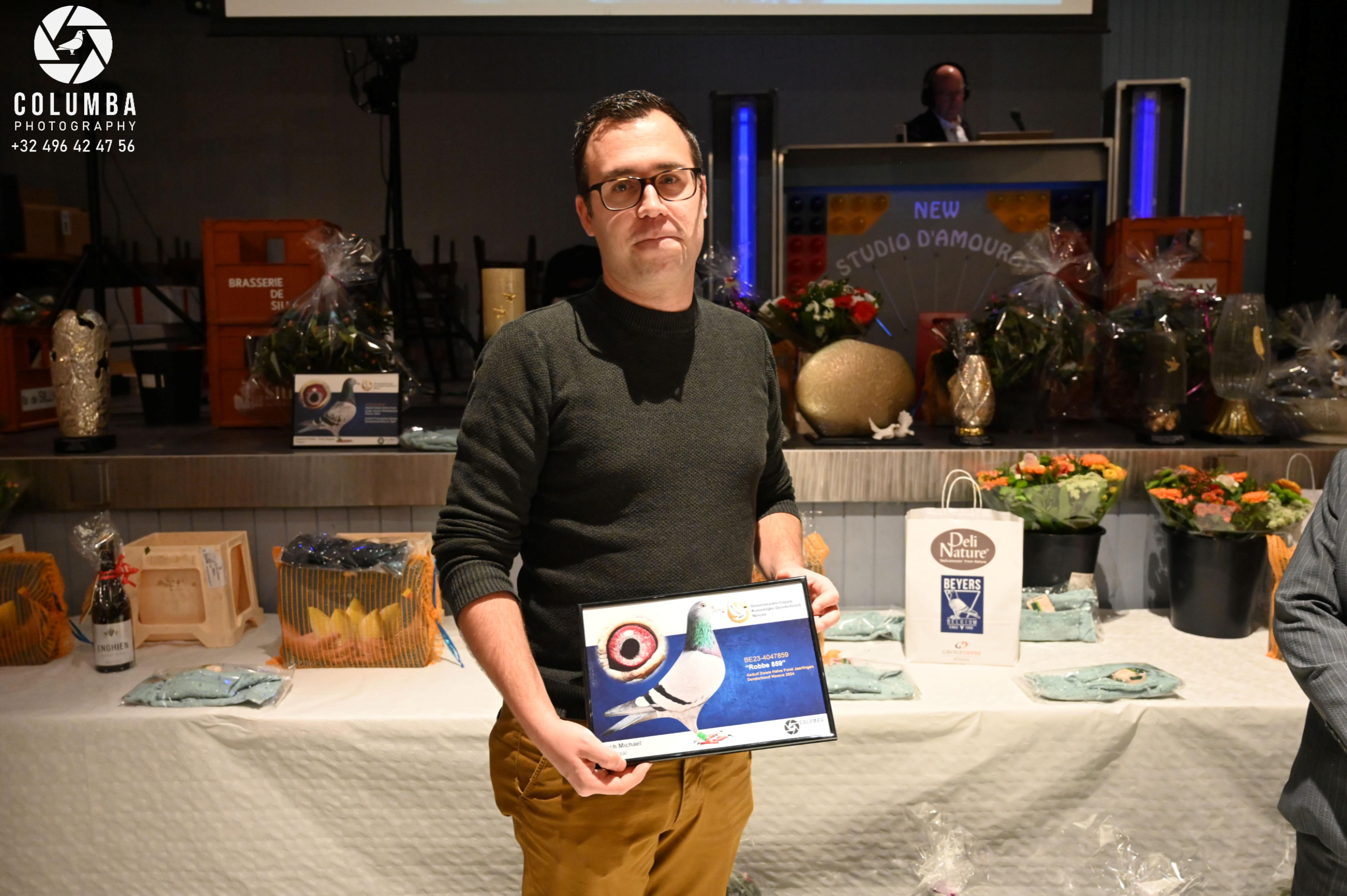 65- Troch Michaël (Borchtlombeek) schenkt een jong 2026 op afspraak.