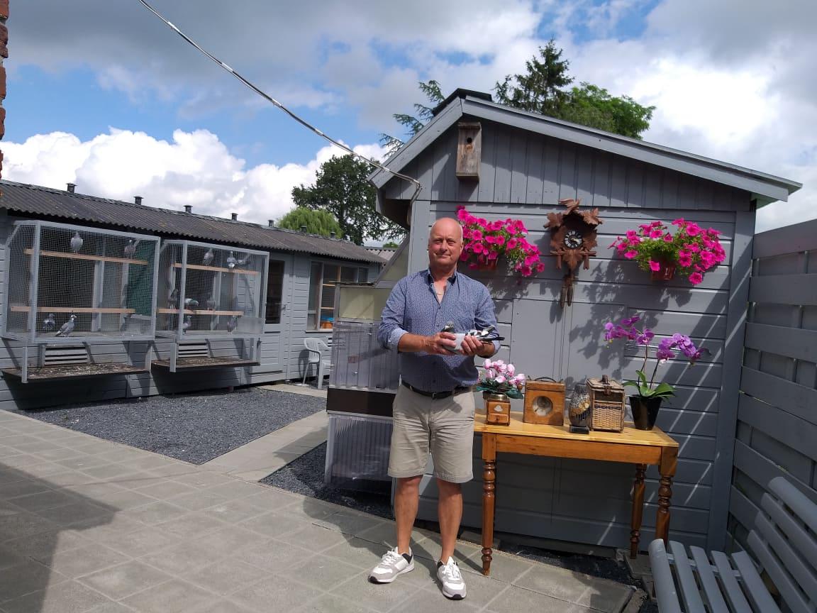 Logie Filip  Dadizele  Duiver ter plaatse 
