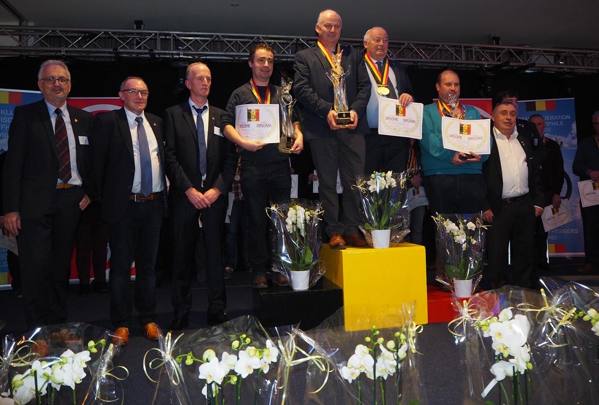 2018-11-10-natdagen-algkamp-podium-1.jpg